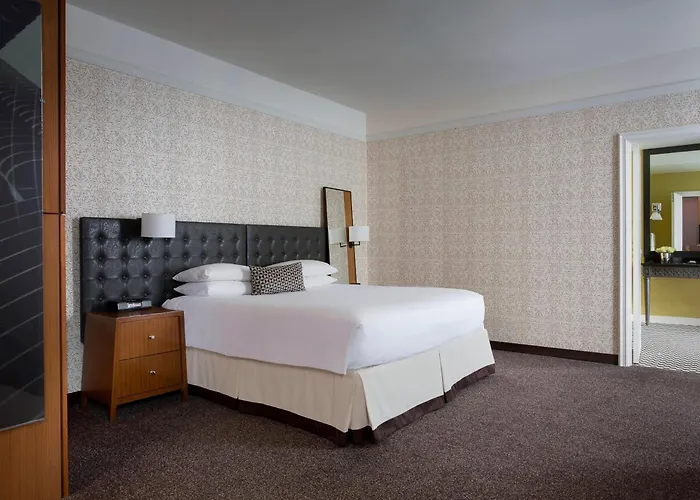 Downtown, Autograph Collection 4* Chicago