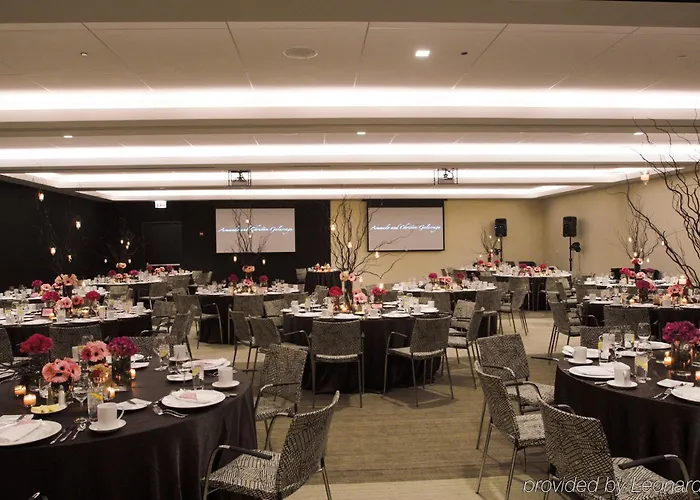 Hotel Downtown, Autograph Collection 4*